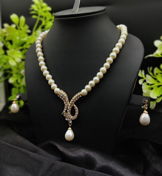Necklace Set With Radiant Pendant & Earrings