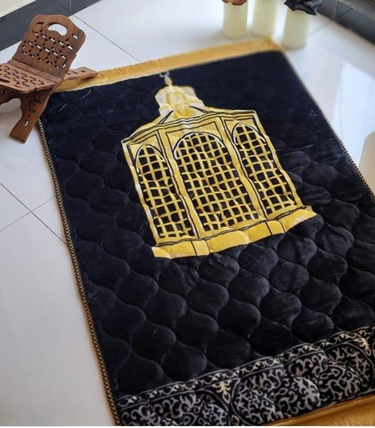 Luxury Velvet Embossed Prayer Mat – Soft Comfortable Muslim Janamaz